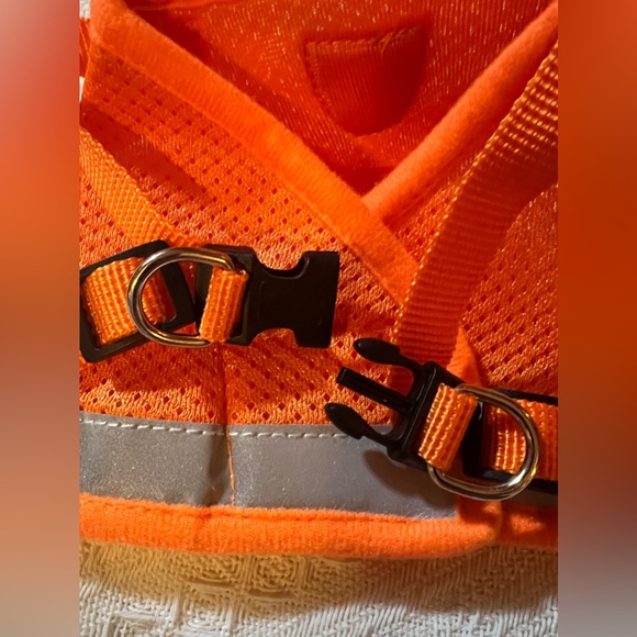 Dog harness with Velcro and buckle closure- reflective - Picture 3 of 9